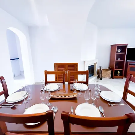 Holiday home Townhouse With Arabic Pool And Close To The In Estepona